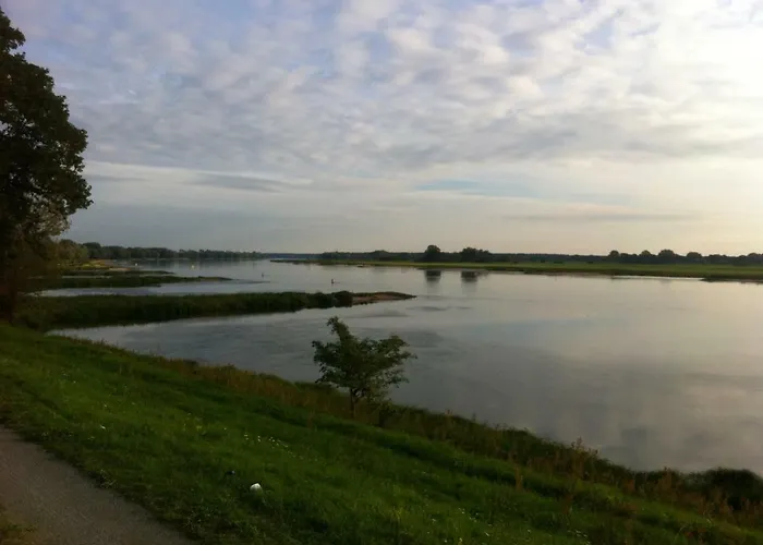 Landhaus Lenzener Elbtalaue بيت ضيافة *